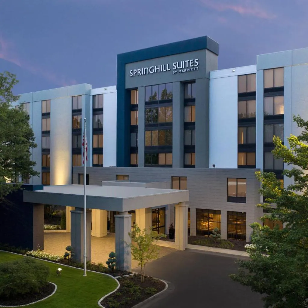 Photograph of SpringHill Suites by Marriott Atlanta Perimeter Center