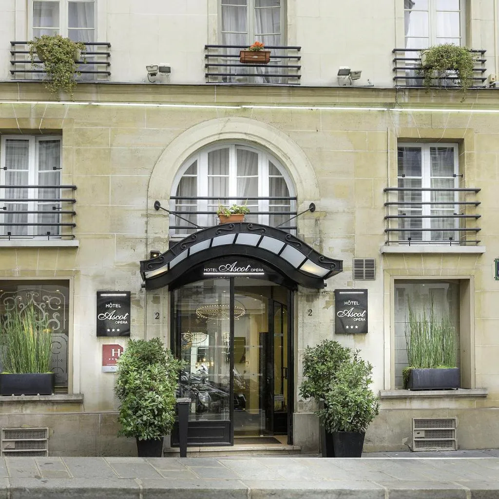 Photograph of Hotel Ascot Opera