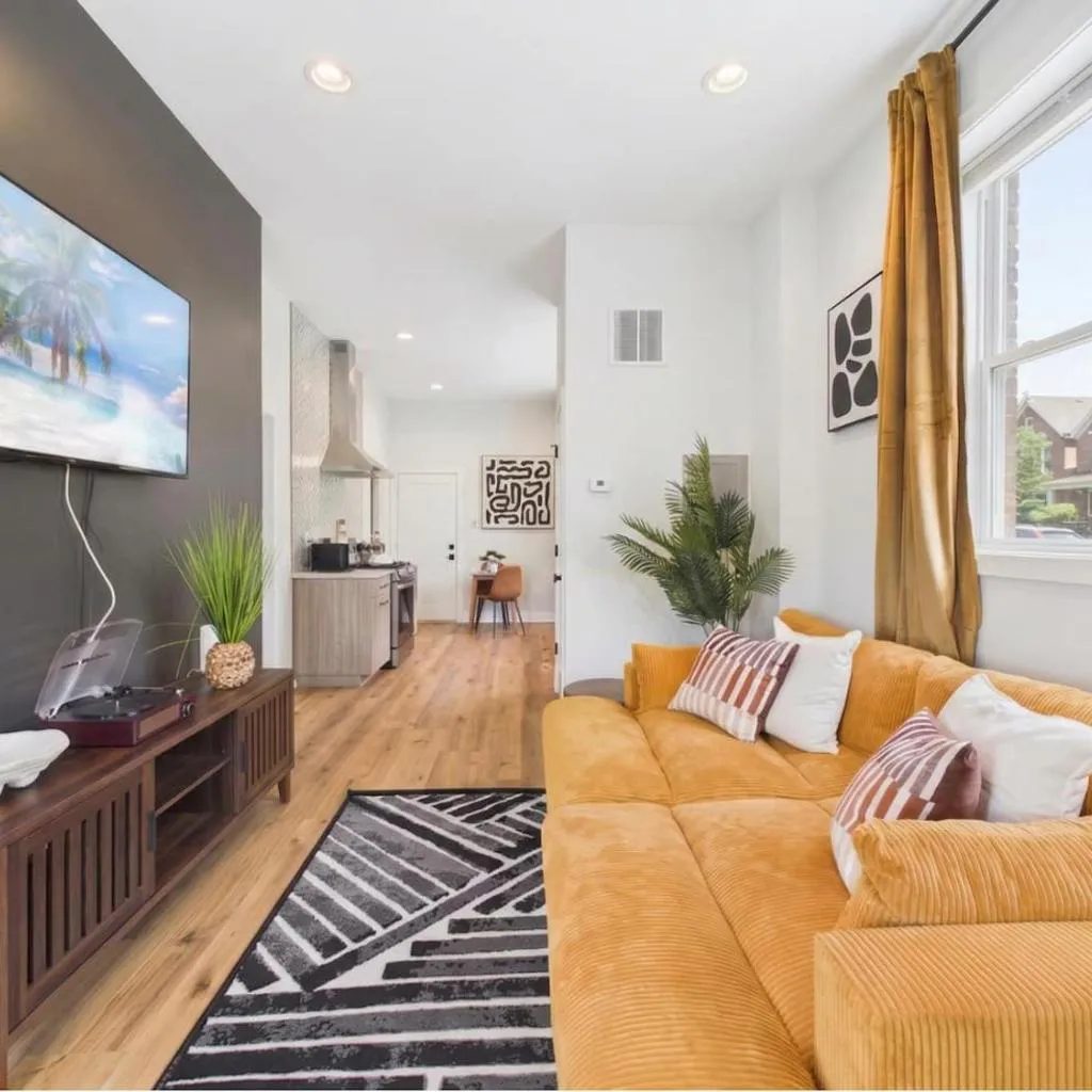 Photograph of The Zen Duplex Two Private Suites for Groups