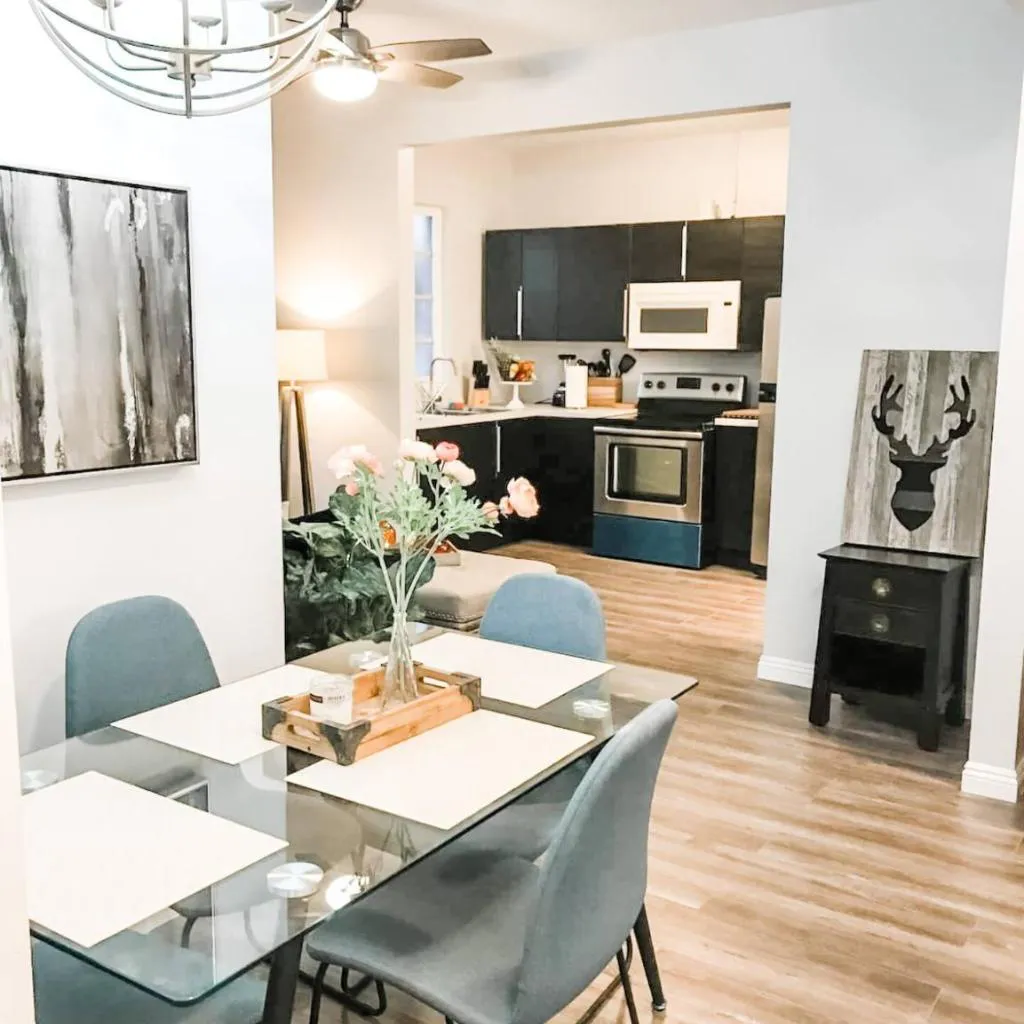Photograph of Gaslamp 2BR Suite Free Parking Convention Walk
