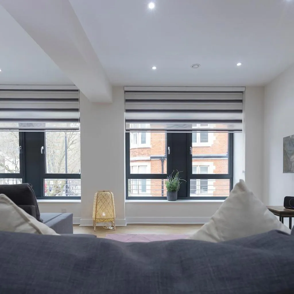 Photograph of Stylish Modern Apartment by Aldgate East Station 3