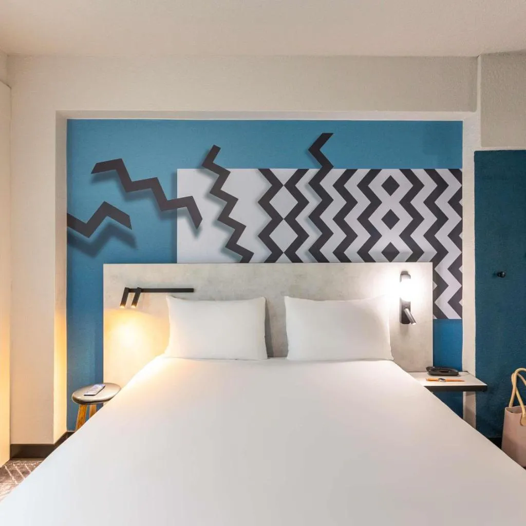 Photograph of ibis Styles Bordeaux Centre Mériadeck