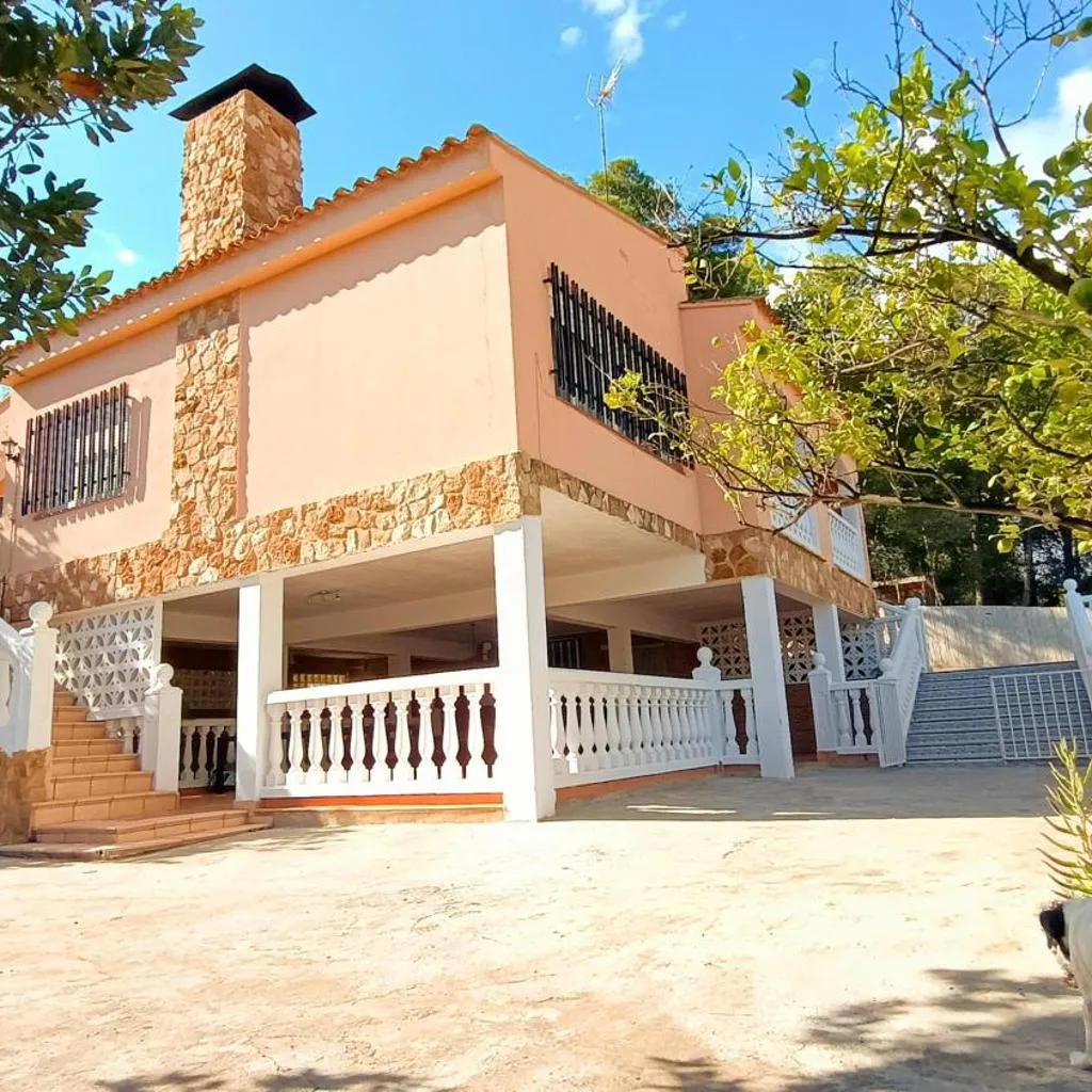 Photograph of Chalet El Tochar