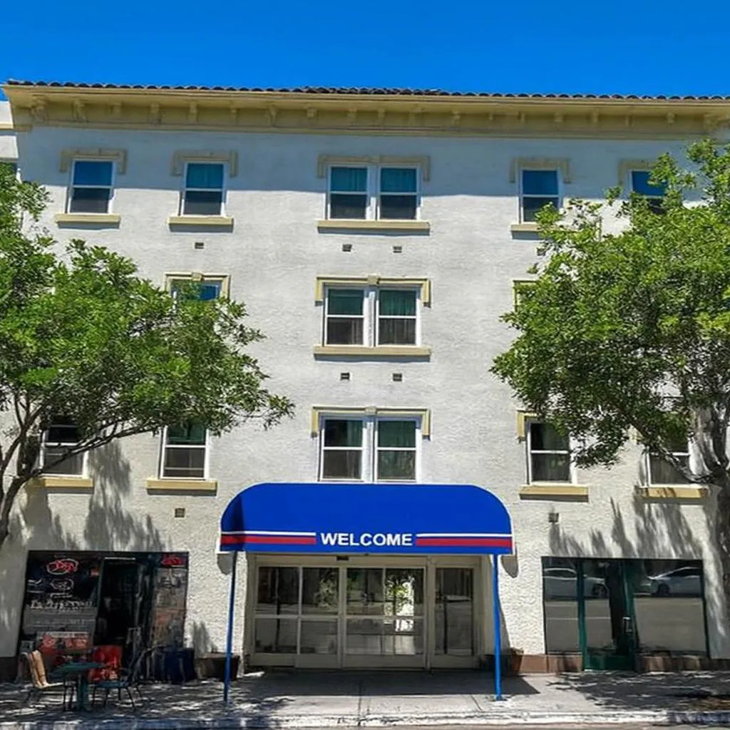 Photograph of Motel 6-San Diego, CA - Downtown