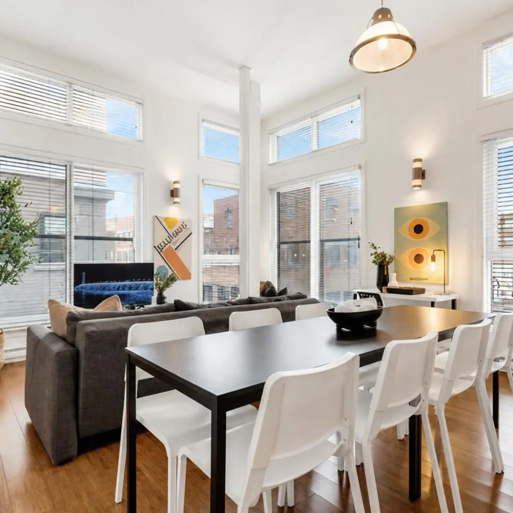 Photograph of LiV MTL Main Spacious Plateau Suites Near Downtown