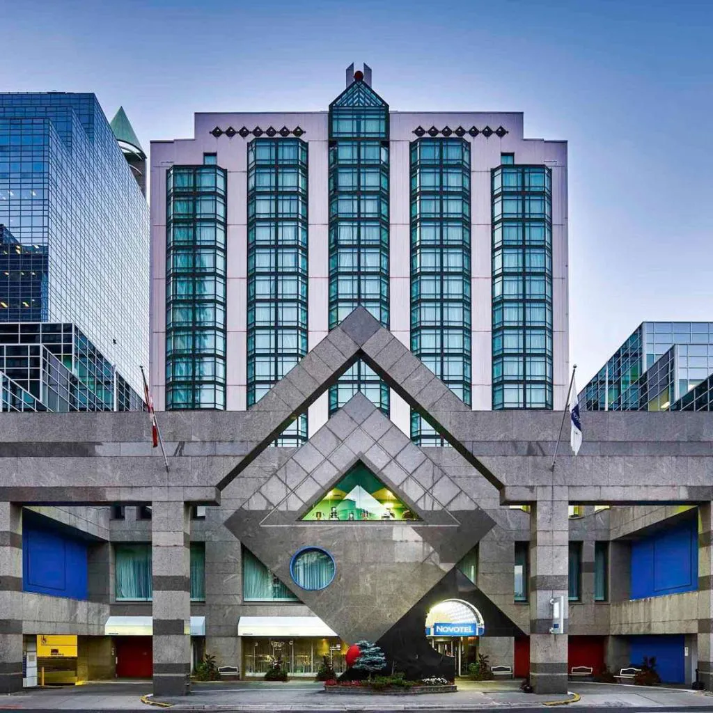 Photograph of Novotel Toronto North York