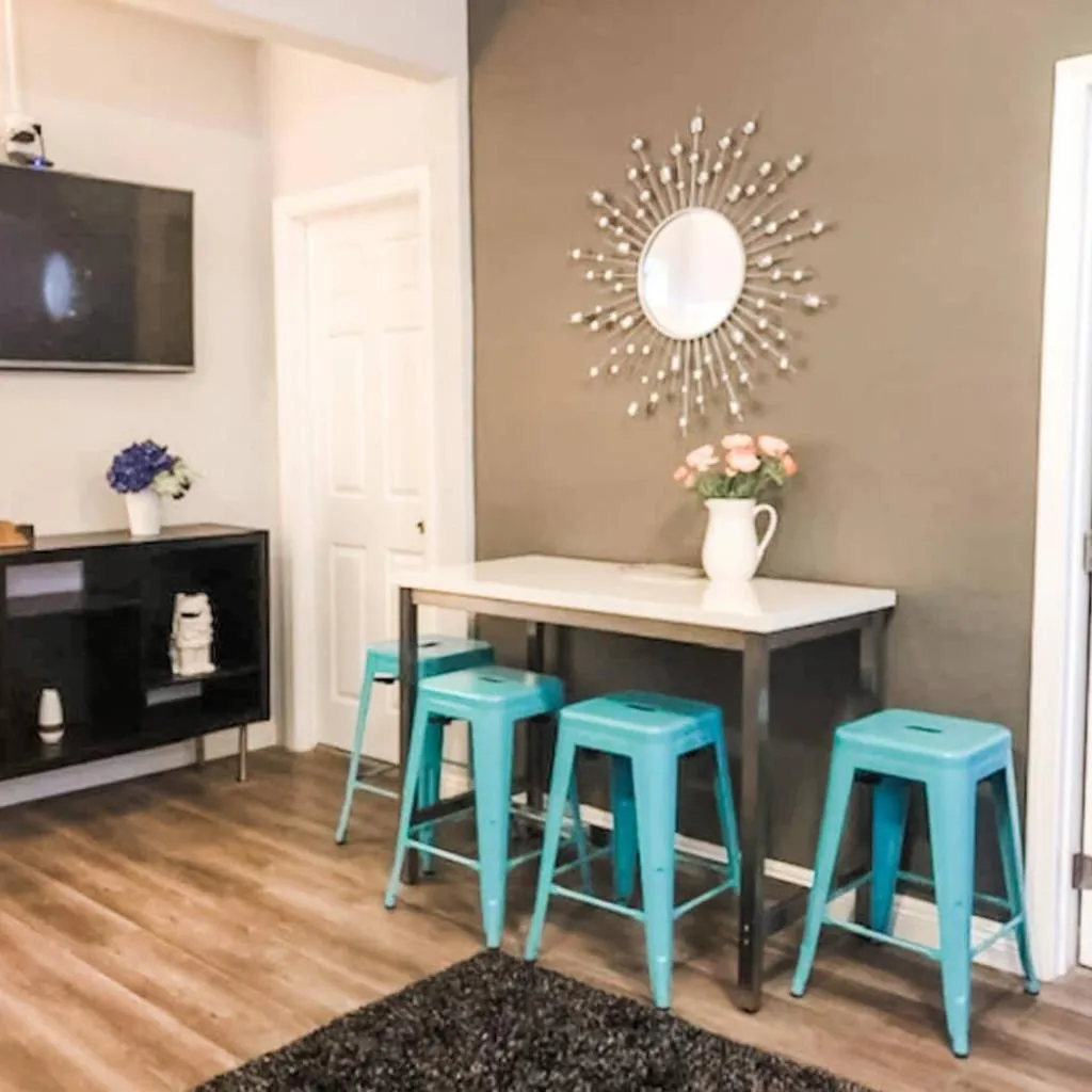 Photograph of Convention close by 2BR Suite Free Parking