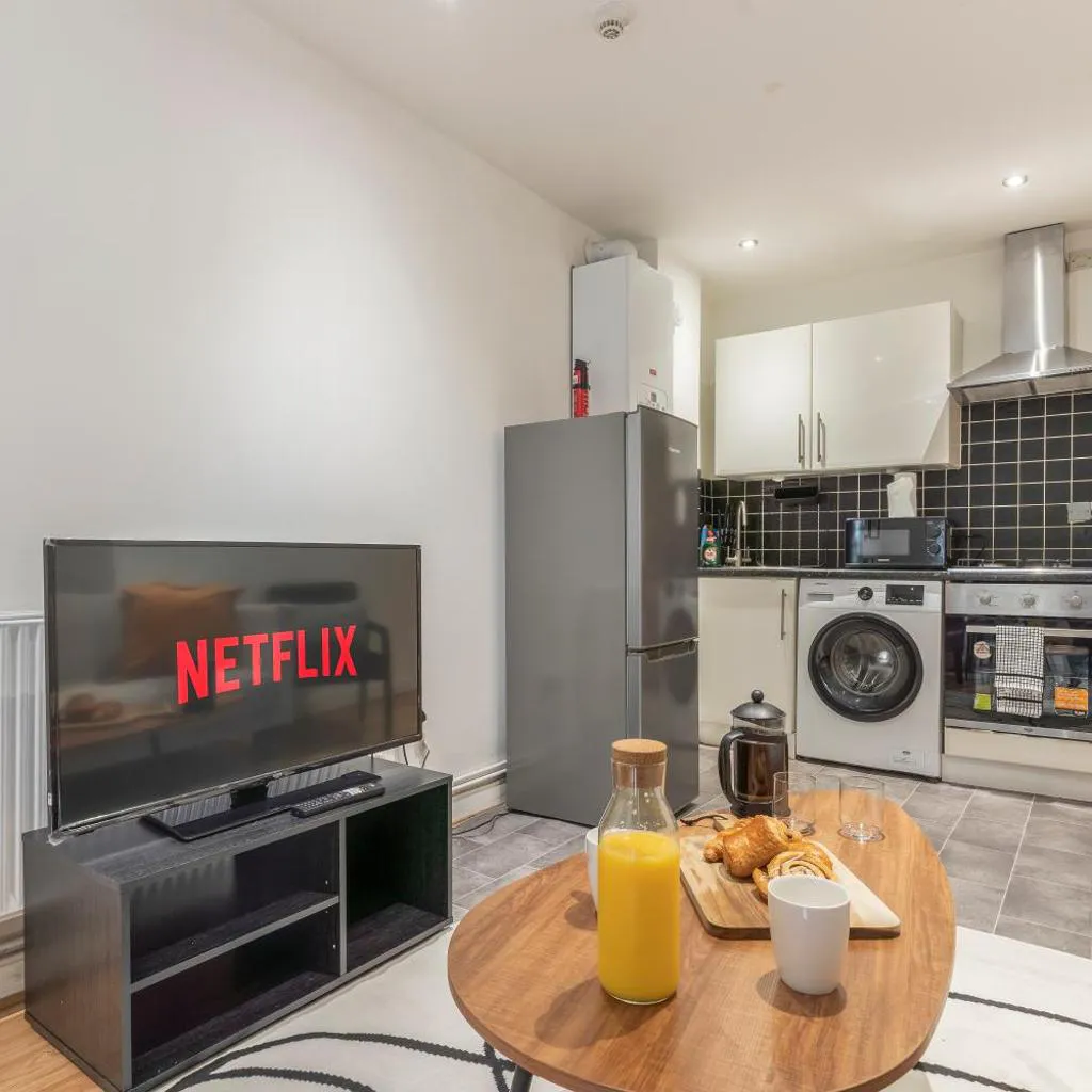 Photograph of Stylish 2-Bed Apartment in Stoke Newington