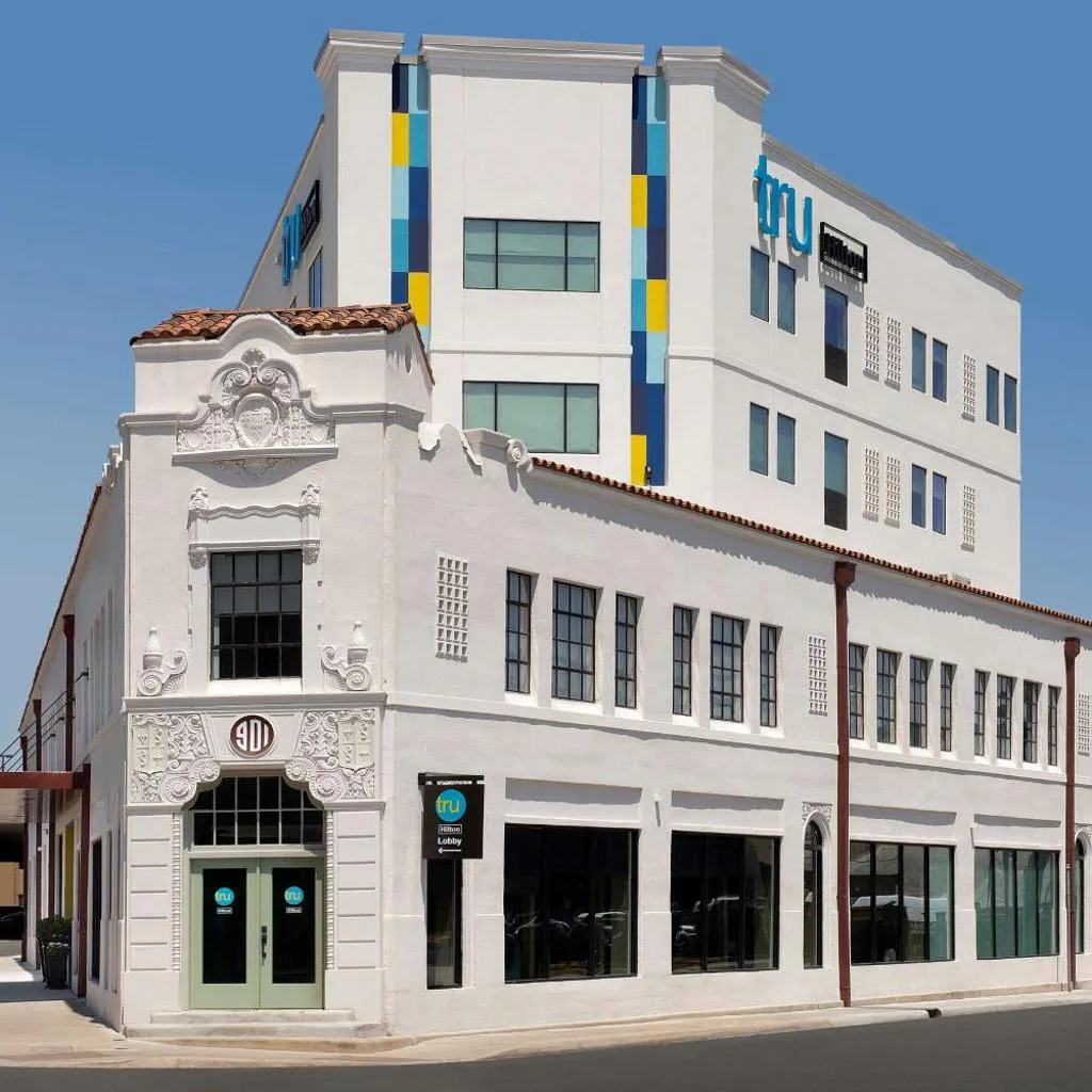 Photograph of Tru By Hilton San Antonio Downtown Riverwalk