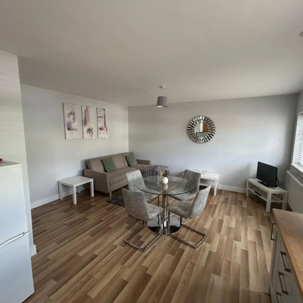 Photograph of Modern 2 bed flat near North street, Ashton gate