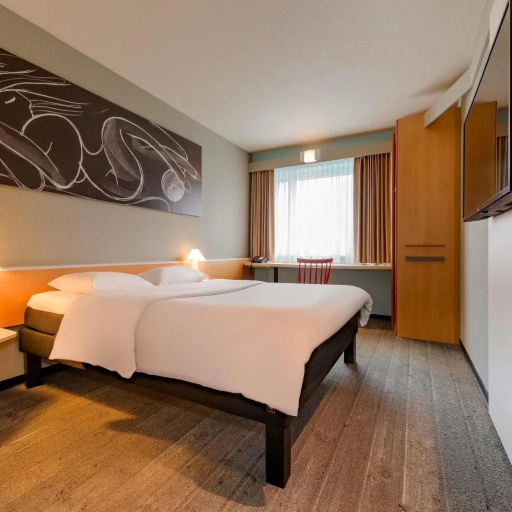 Photograph of ibis Hamburg Alsterring
