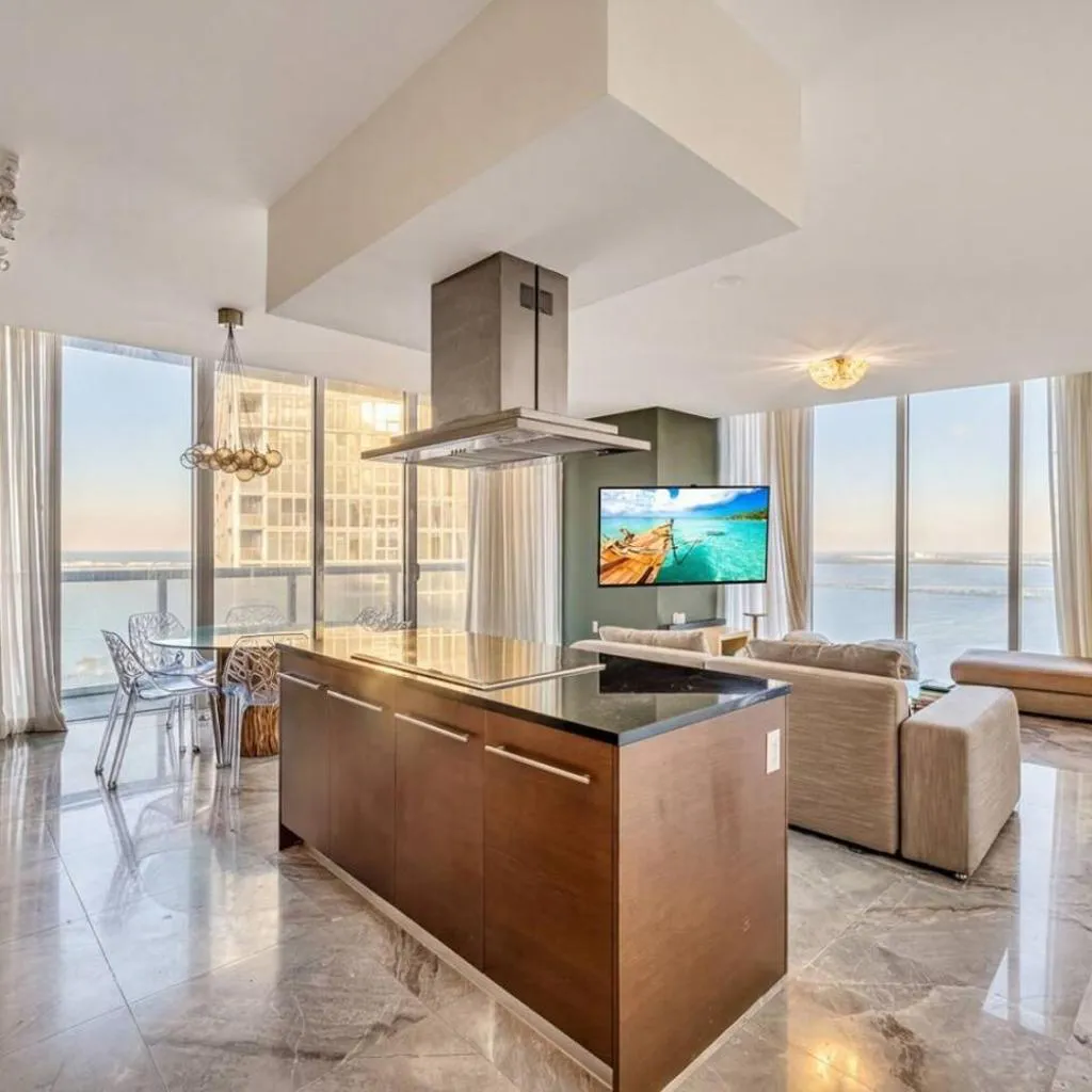 Photograph of Icon Brickell by Blues Vacation Rentals