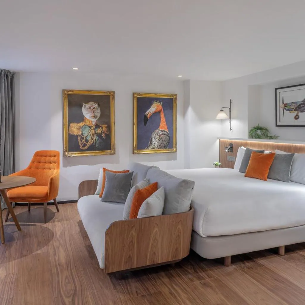 Photograph of Meliá White House