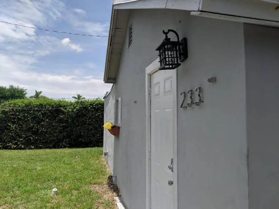 Photograph of 3 Bedroom Miami Home 15 Minutes to the Beach
