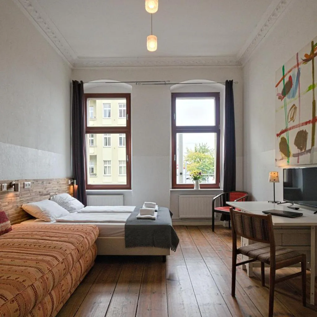 Photograph of 2 Bedroom Apartment (ABEMI)