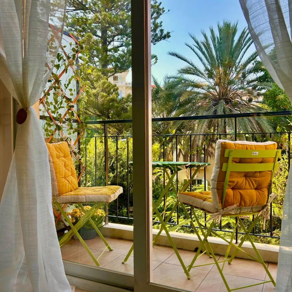 Photograph of Azure Escape Studio Nice