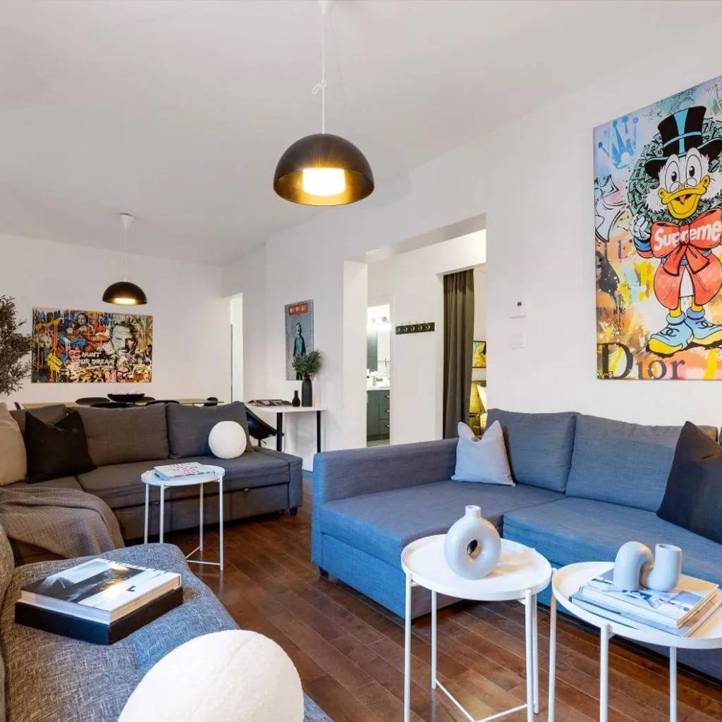 Photograph of LiV MTL Chic Spacious 4BR Rooftop Suites Near Downtown
