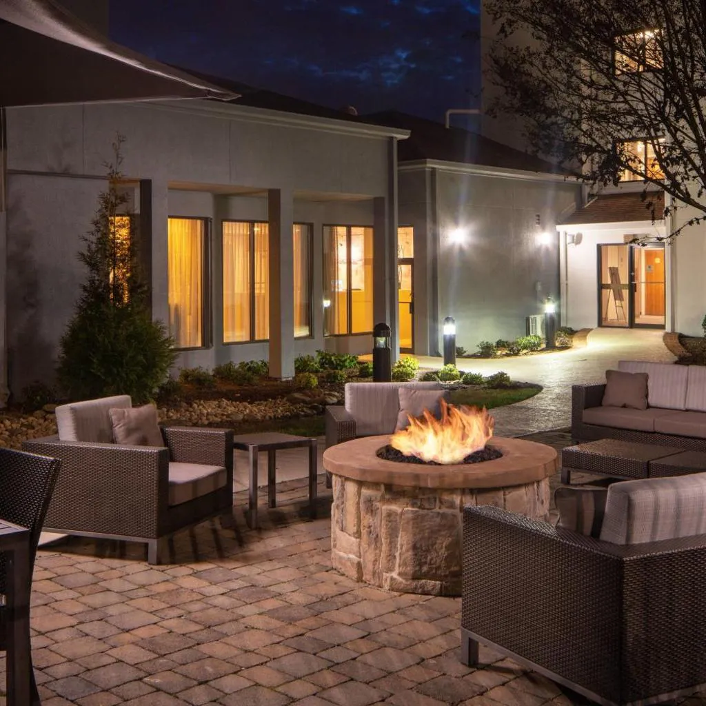 Photograph of Courtyard by Marriott Nashville Airport