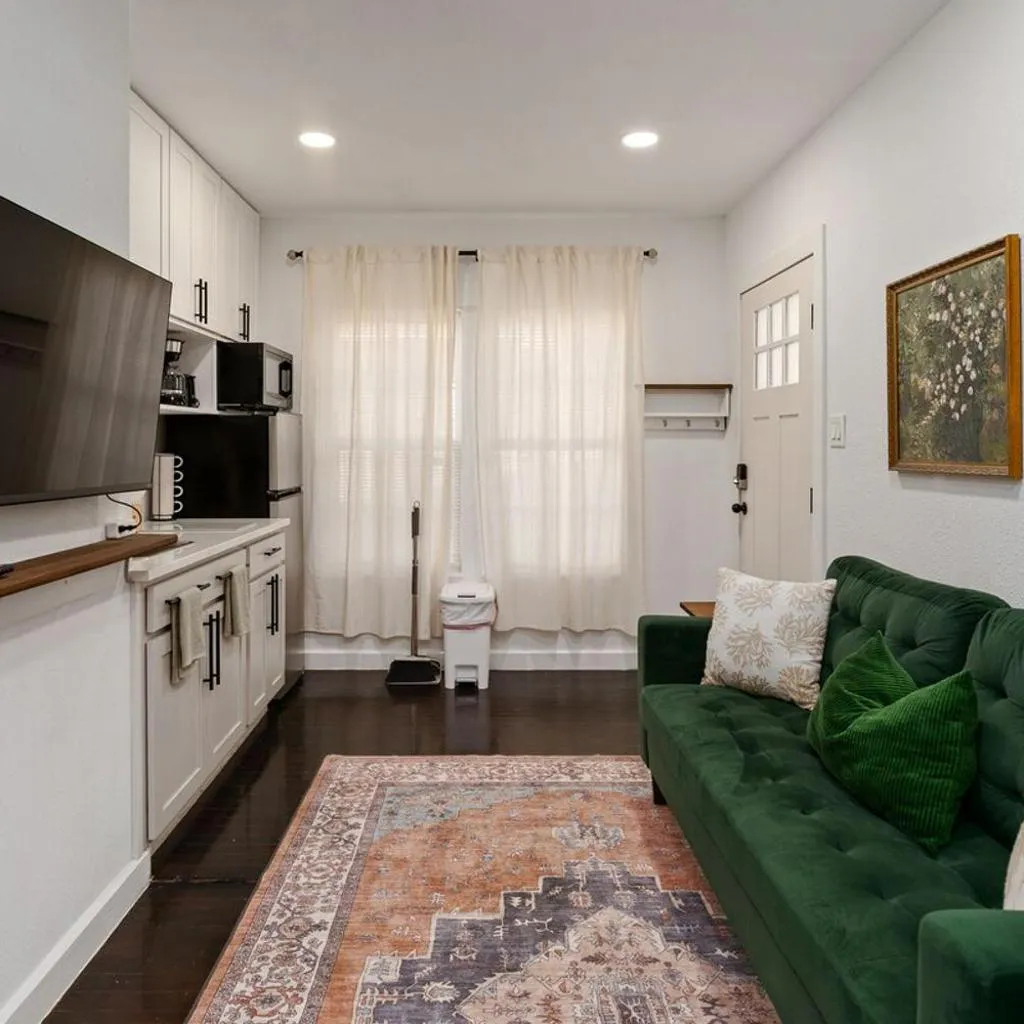 Photograph of Bell Studio Nestled Nook #3 in D'Heart of Eastwood