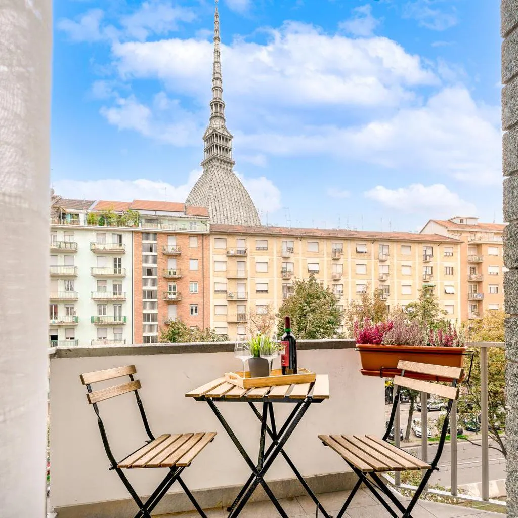Photograph of Appartamenti Vista Mole, Centro a 15 min - Luxury Suites & fast WiFi