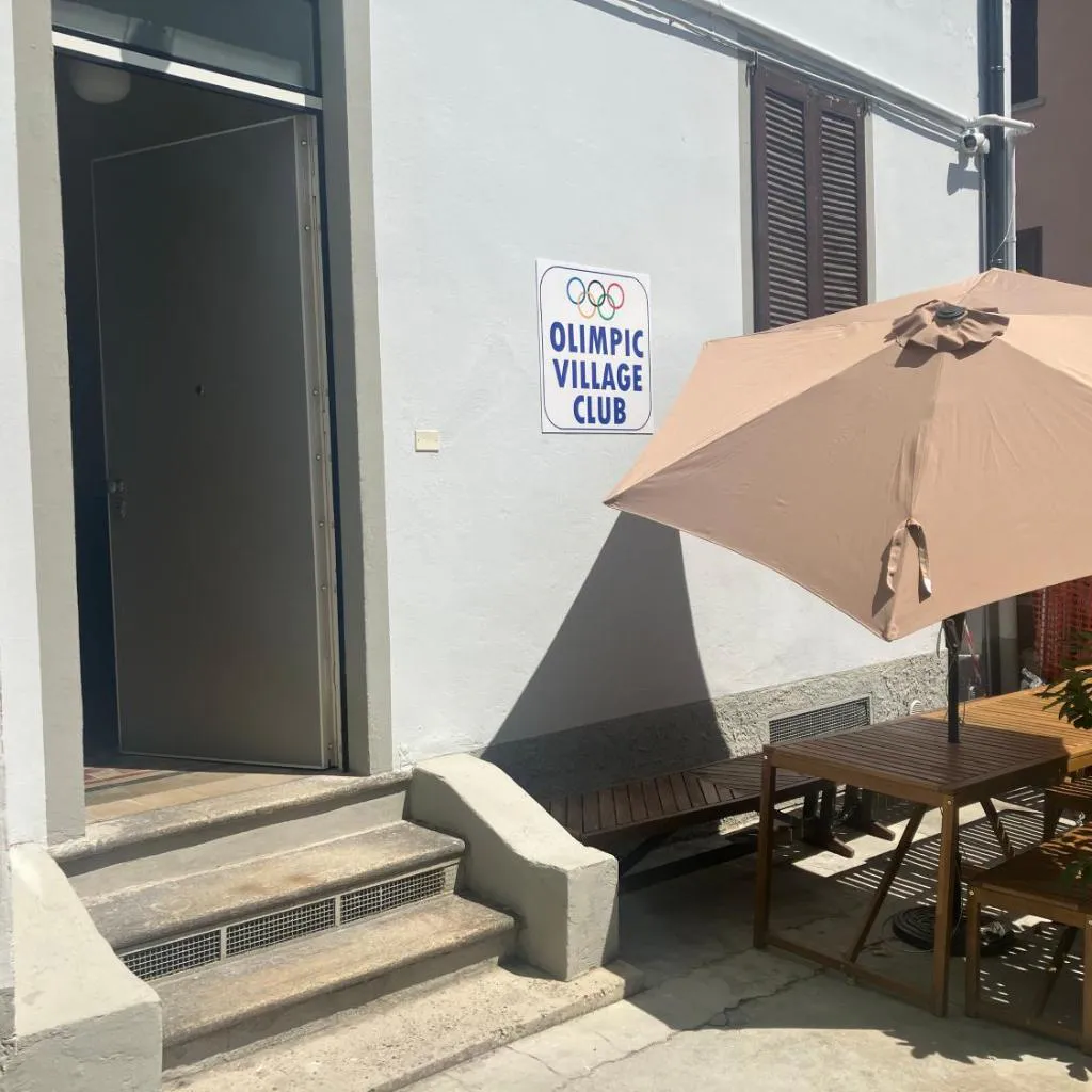 Photograph of Olimpic Village Club