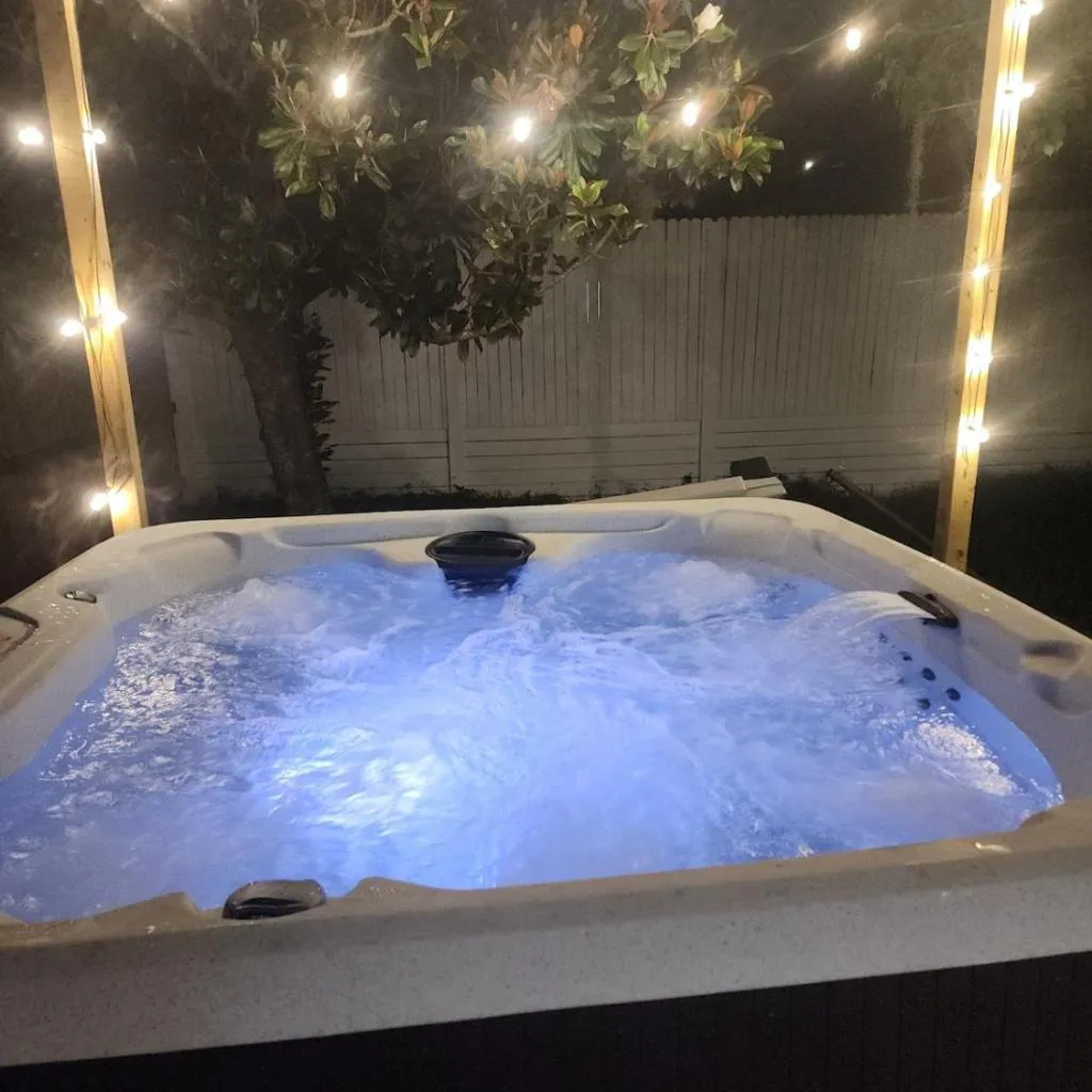 Photograph of Modern Tampa Retreat Hot Tub EV Charger Sleeps 8