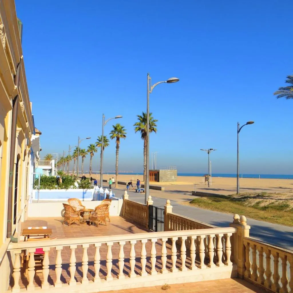 Photograph of Beach house with private pool, aa and bbq in front of the sea