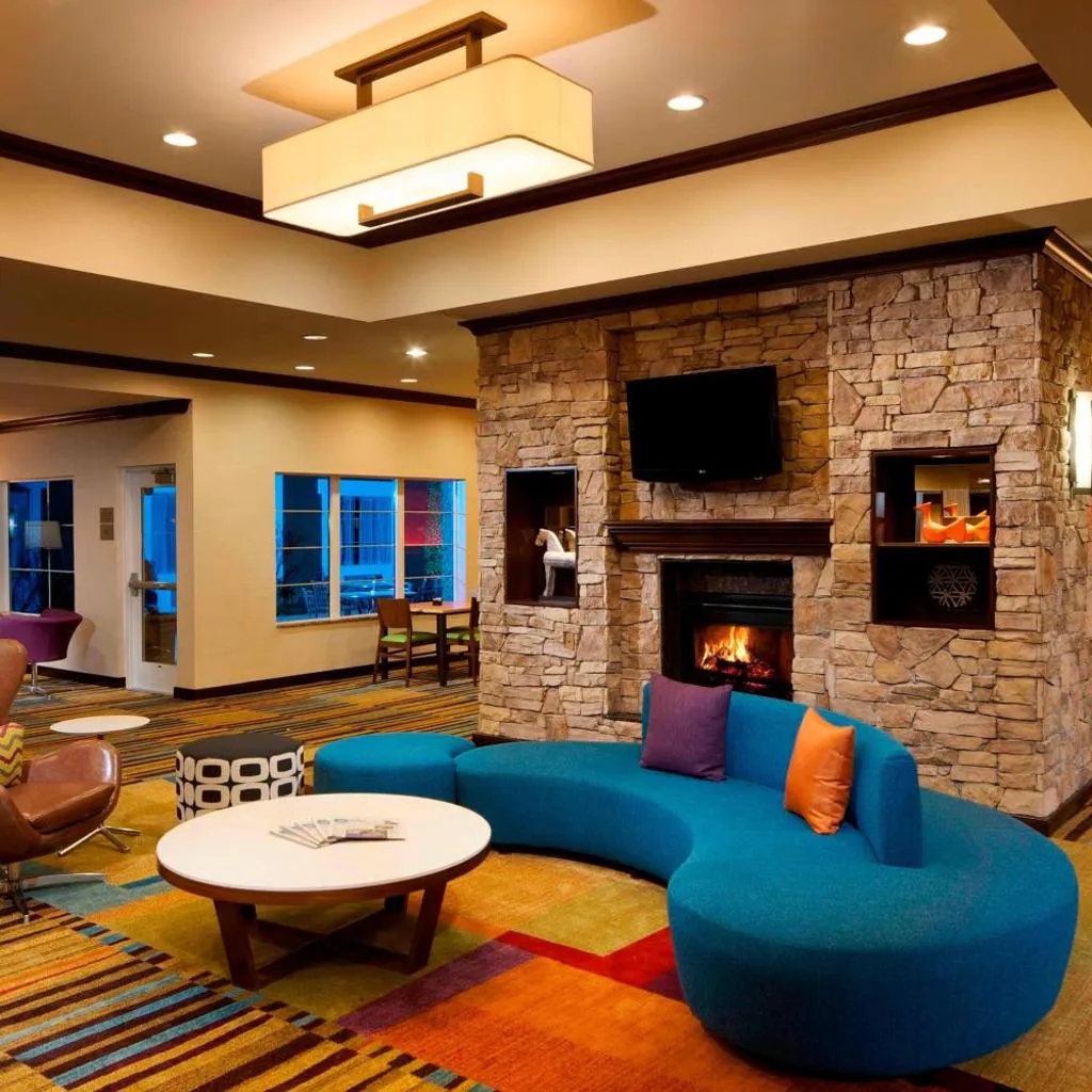 Photograph of Fairfield Inn & Suites Houston Intercontinental Airport
