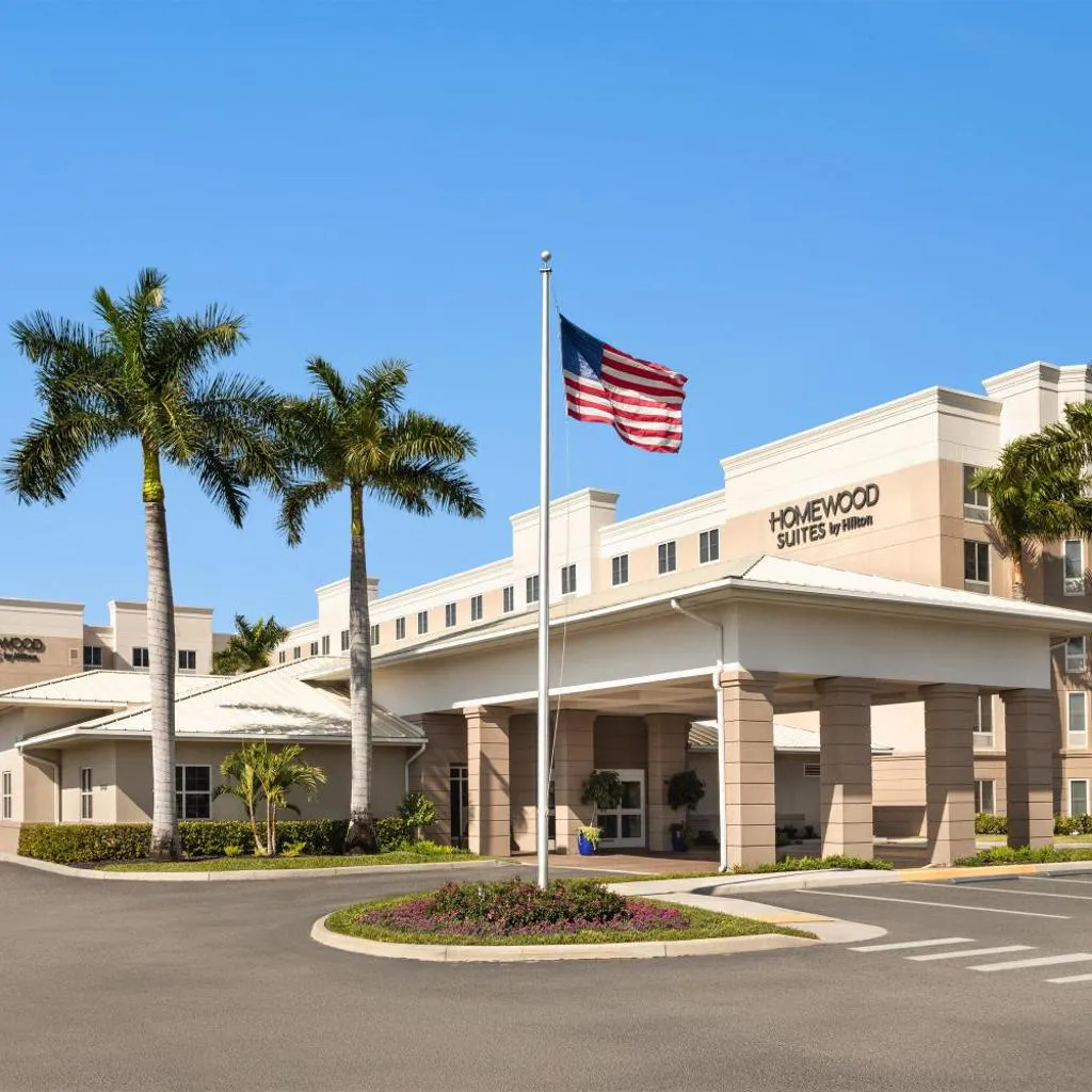 Photograph of Homewood Suites Fort Myers Airport - FGCU