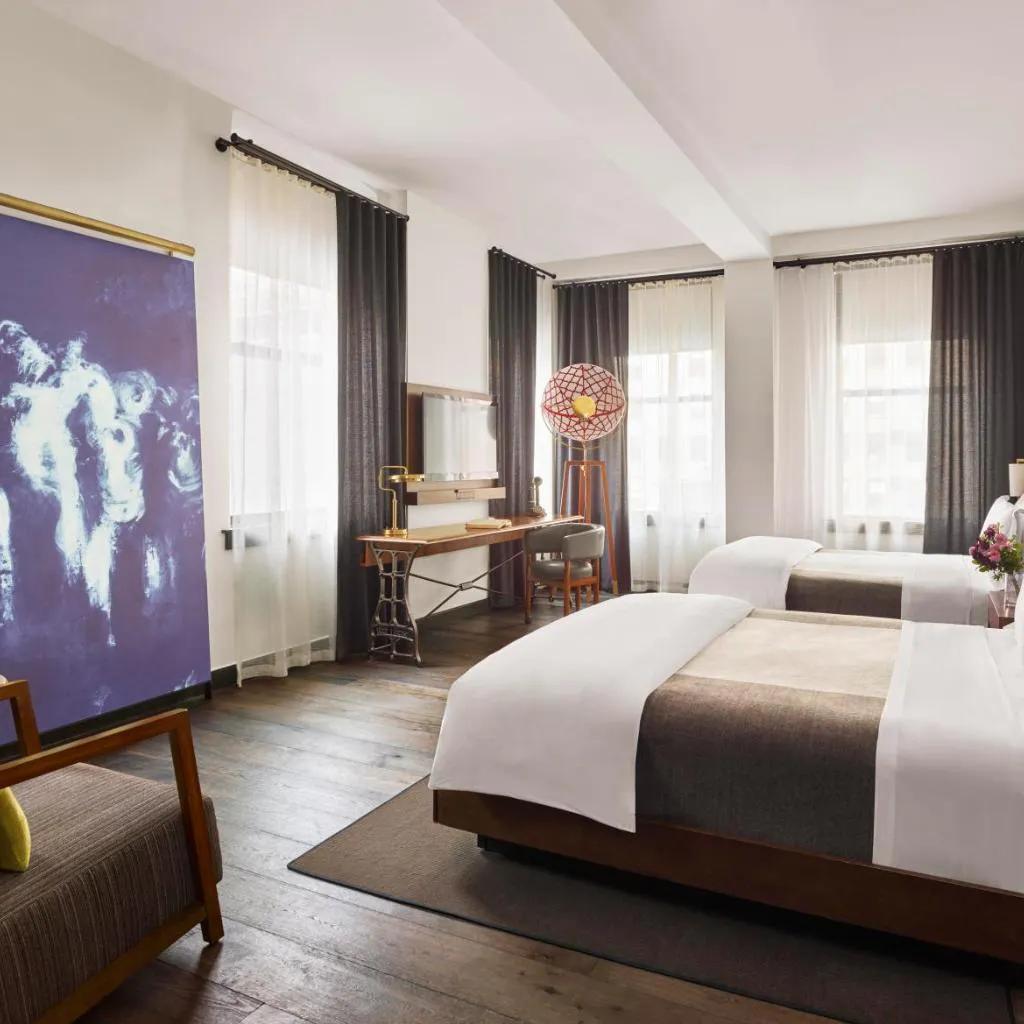 Photograph of Refinery Hotel - New York