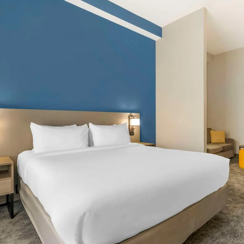 Photograph of Comfort Suites Sarasota- Siesta Key