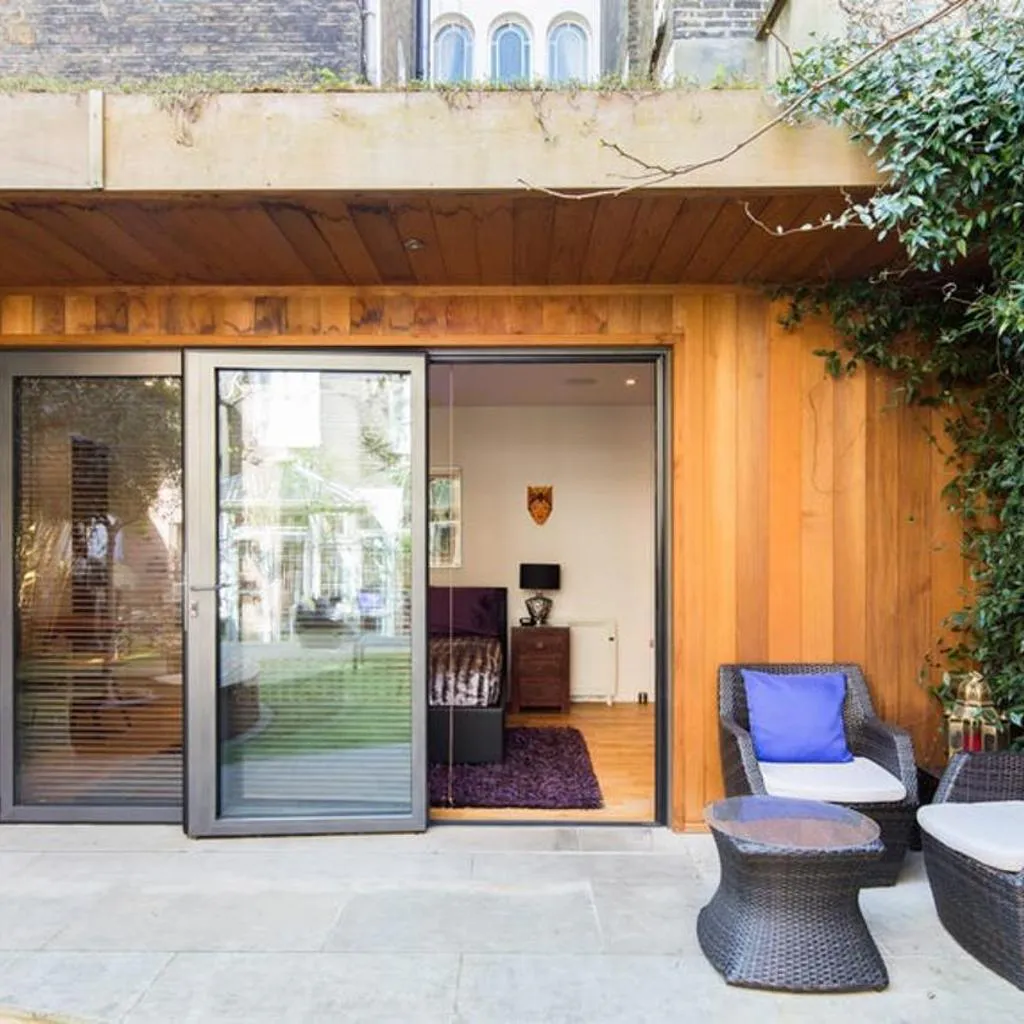 Photograph of Romantic Bungalow in Notting Hill