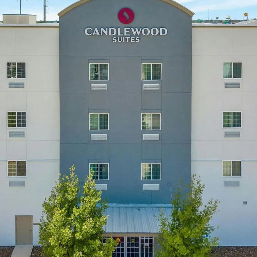 Photograph of Candlewood Suites San Antonio Downtown by IHG