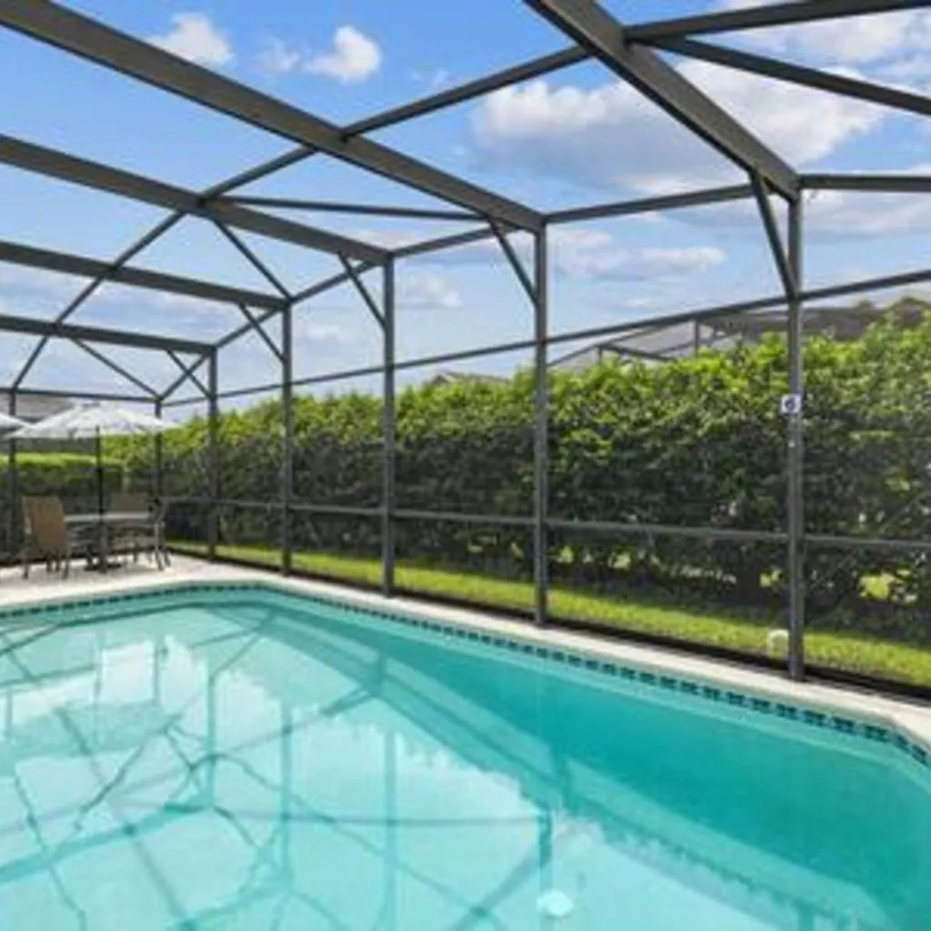 Photograph of 4BR Pool Home w 2 Suites Near Disney