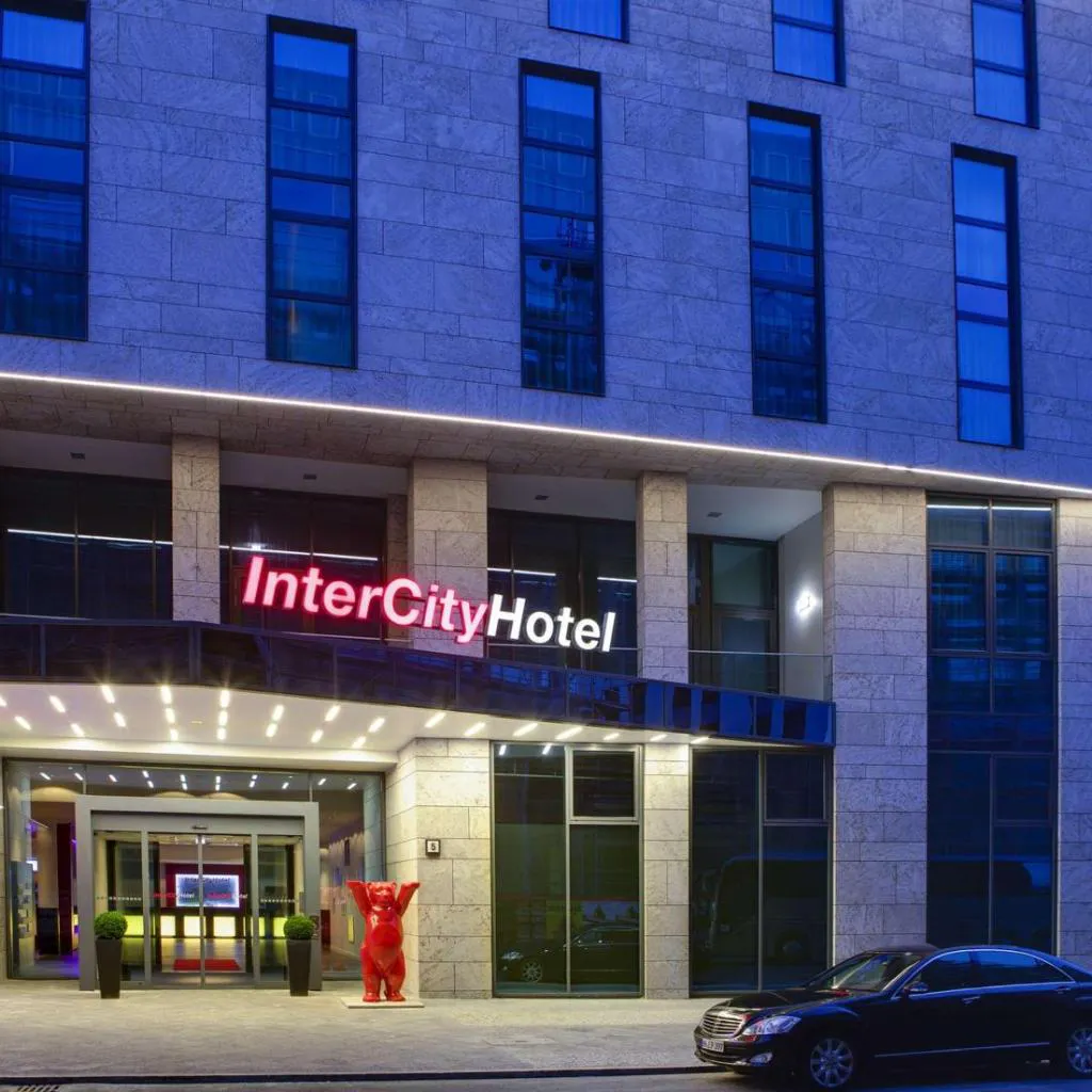 Photograph of IntercityHotel Berlin Hauptbahnhof