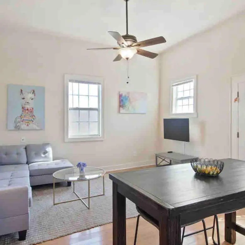Photograph of Cute 1bed 1bath 4blocks from French Q, steps to Jazz and music venues