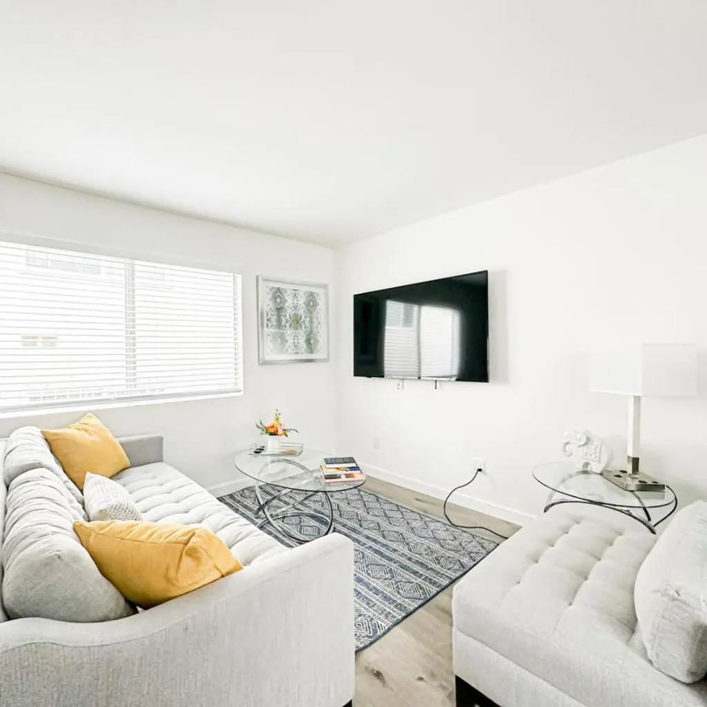 Photograph of Charming 2-BR, 2-Story Retreat in Heart of LA - BR4