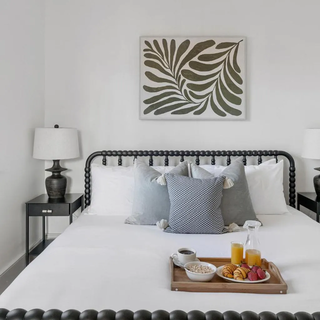 Photograph of Whole House Downtown Sleeps 16