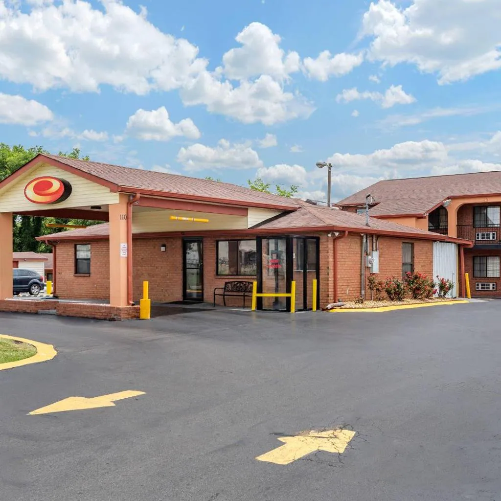 Photograph of Econo Lodge Nashville North