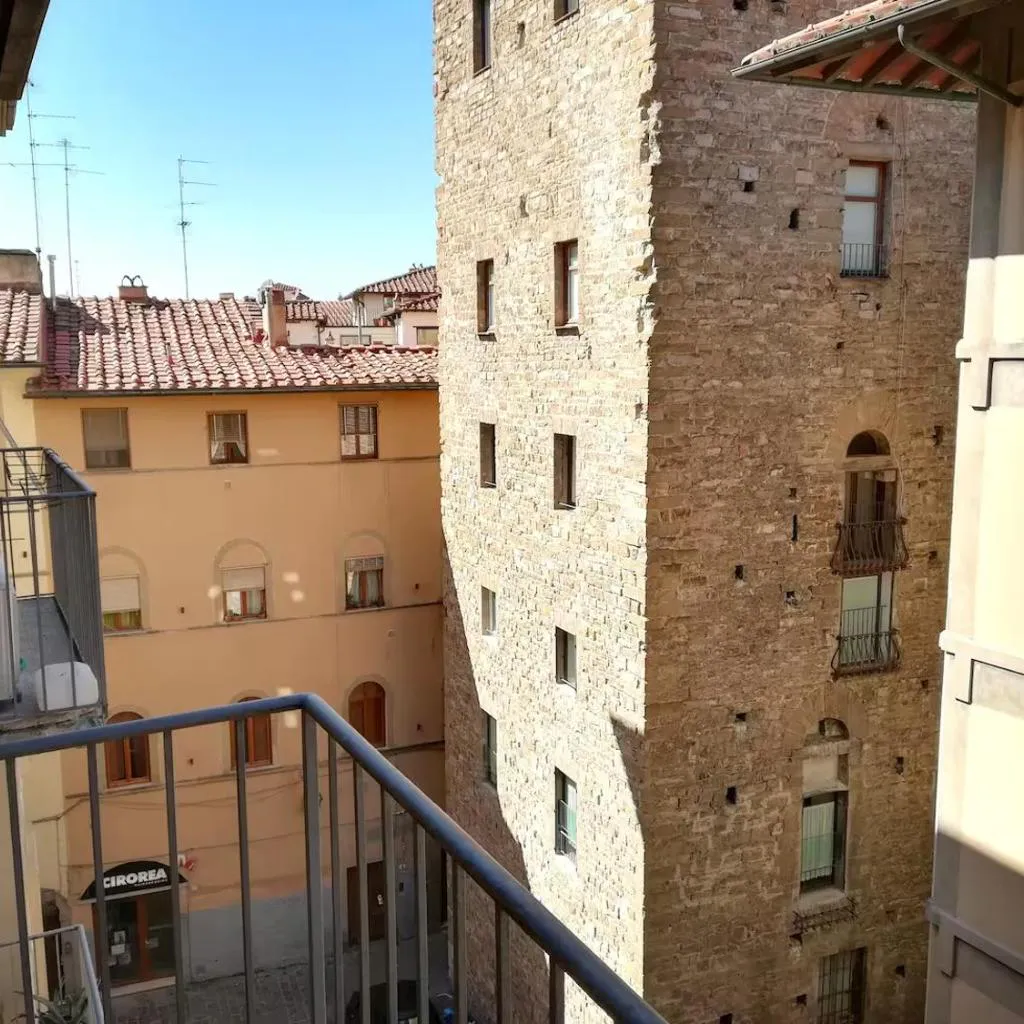 Photograph of Casa Guicciardini - Ponte Vecchio