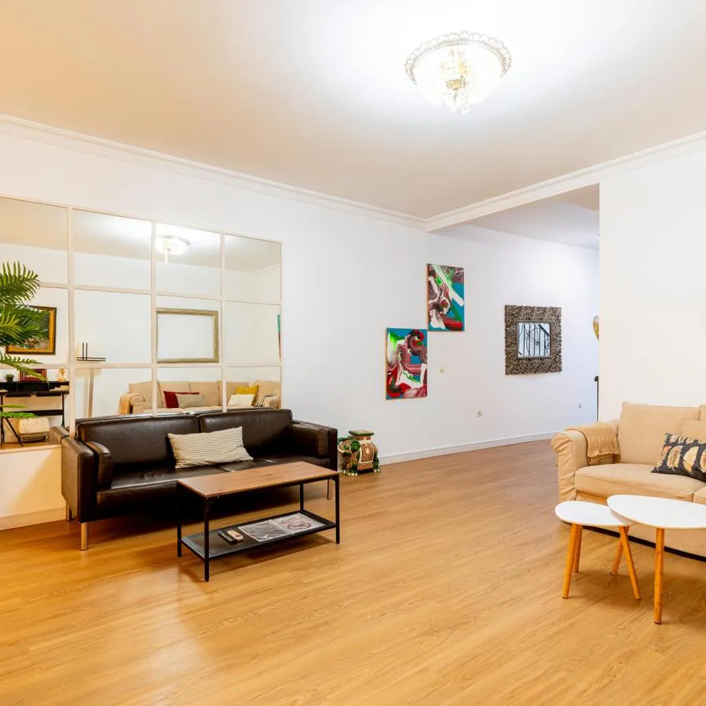 Photograph of HOUSE SEVILLANA 6 habitaciones
