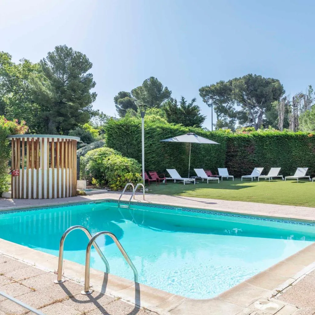 Photograph of B&B HOTEL Marseille Bonneveine
