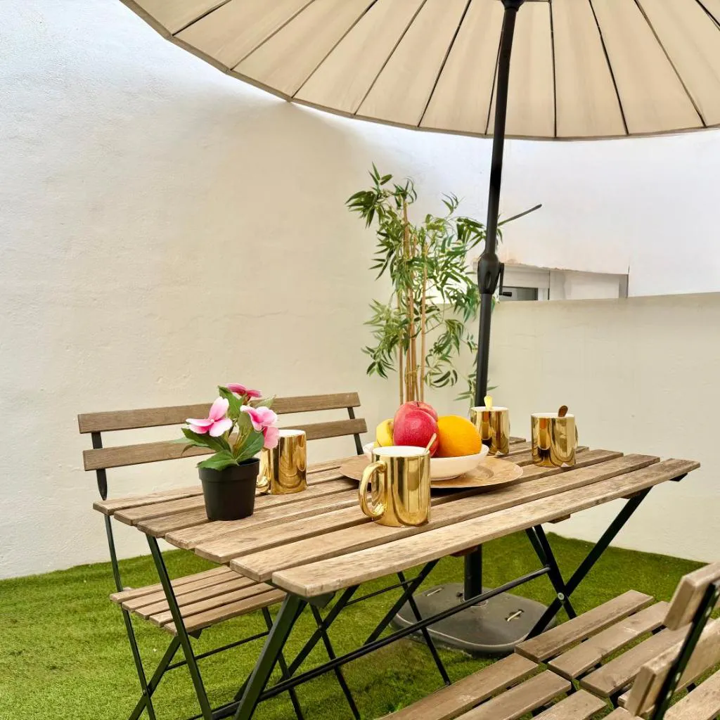Photograph of 2- Cozy Studio with Terrace Near Center by TuriVida B