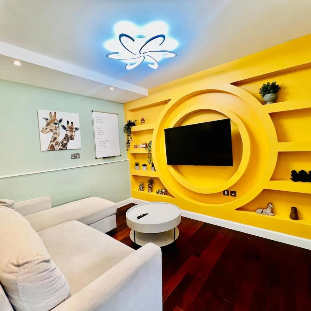 Photograph of Modern Apartment in Vibrant Shoreditch