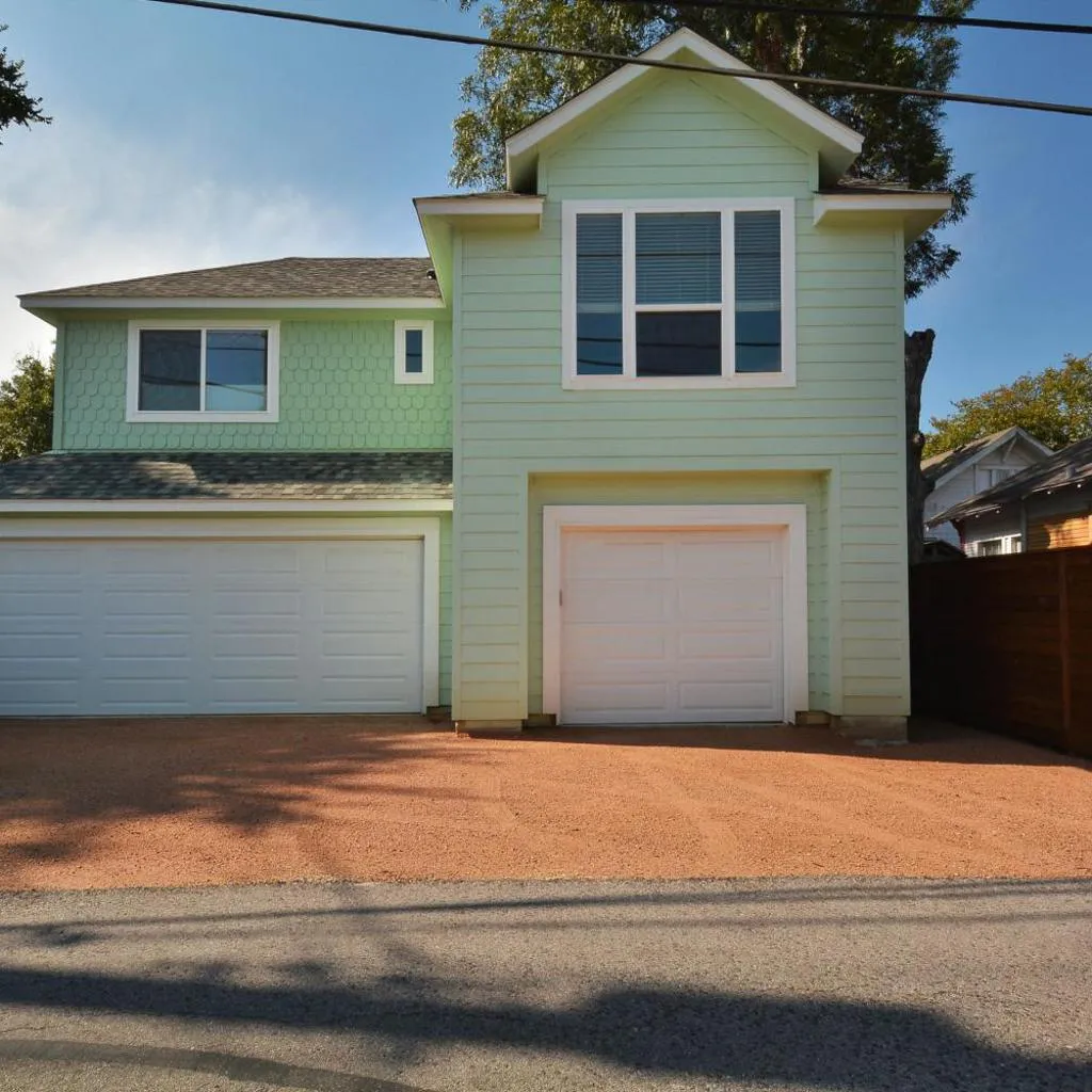 Photograph of Willow House Unit B