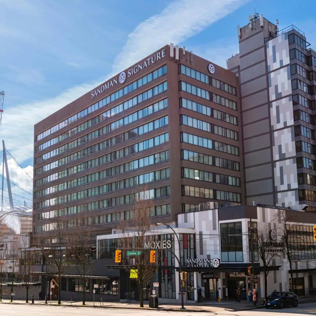 Photograph of Sandman Signature Vancouver Downtown Hotel