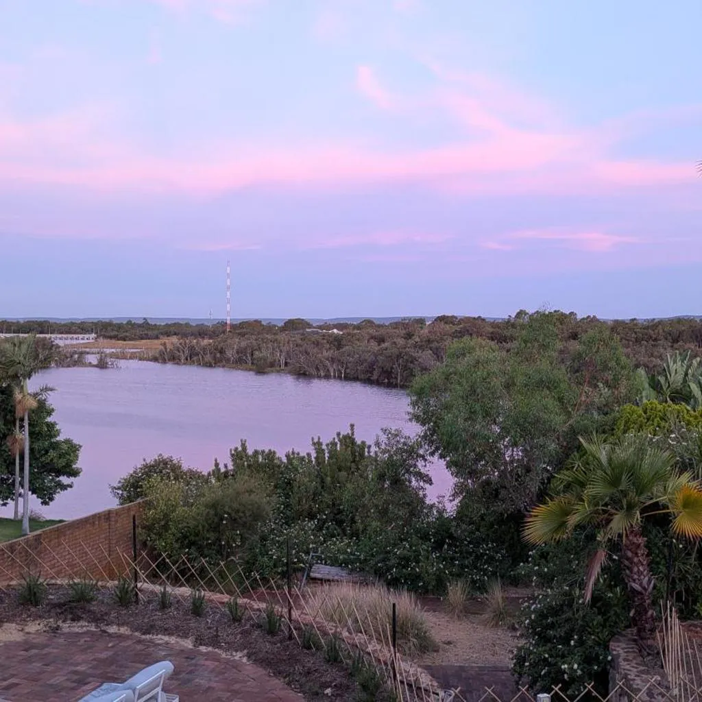 Photograph of Serenity on Swan - 10 min drive from Perth City
