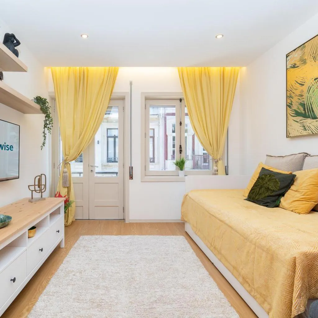 Photograph of Host Wise - Colorful Bright Flat with Balcony