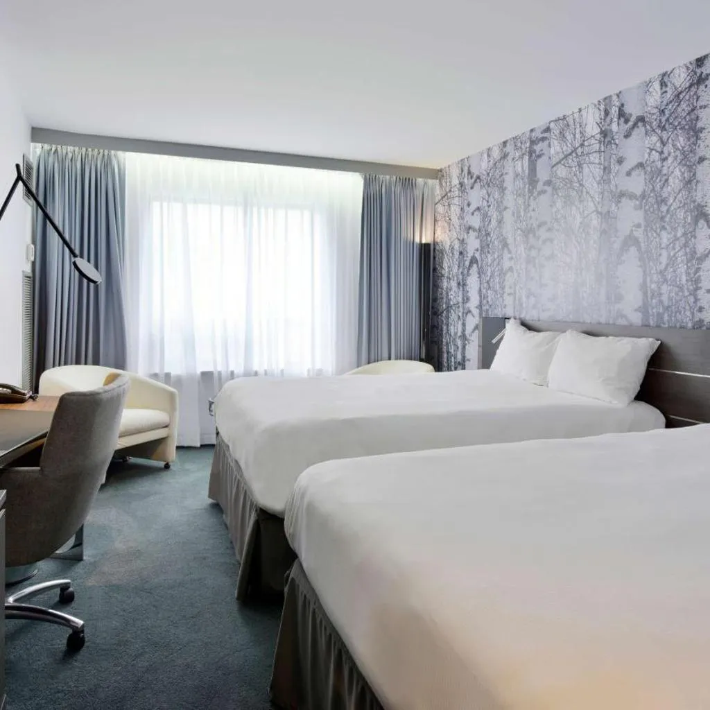 Photograph of DoubleTree by Hilton Ottawa Downtown