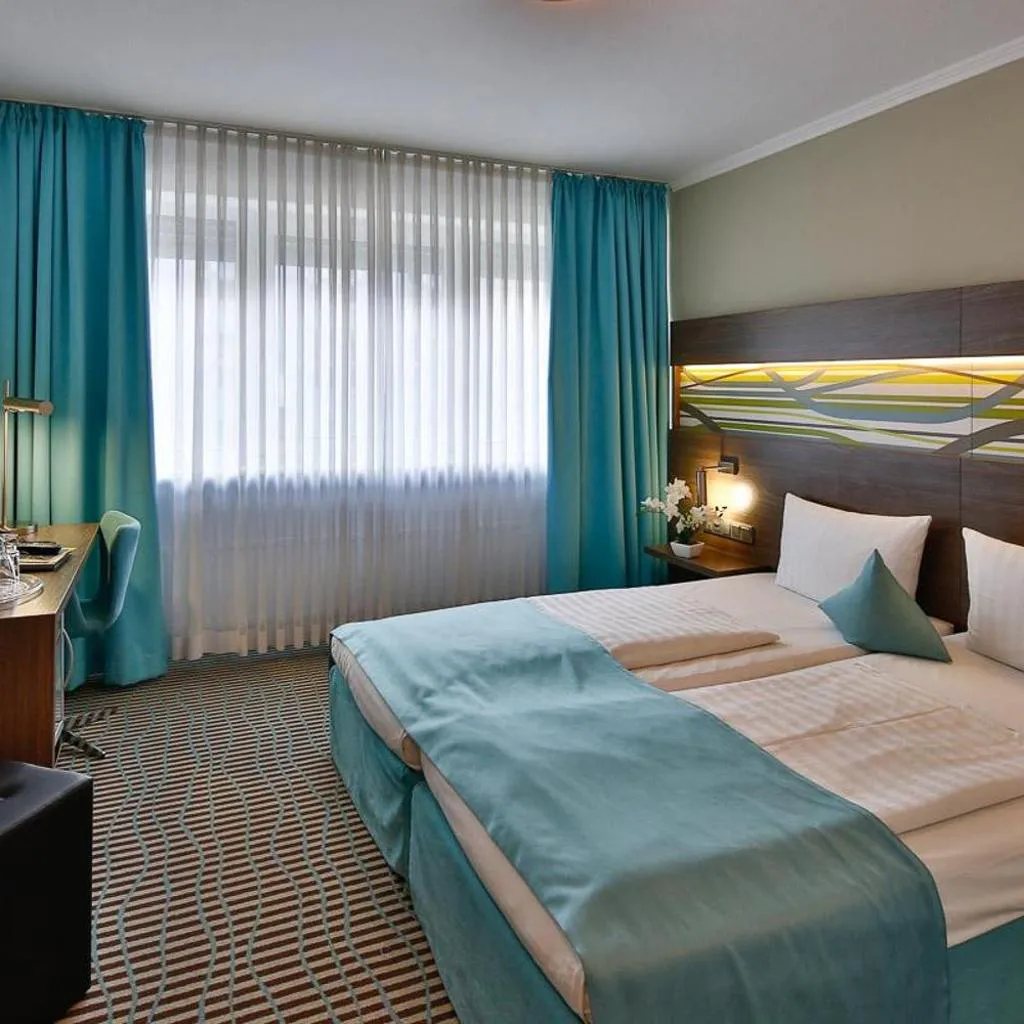 Photograph of Hotel Wallis by ANS